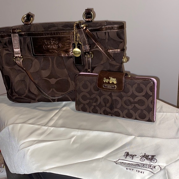 Brown Coach purse with wallet - Picture 1 of 6